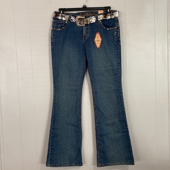 Arizona Vintage Belted Boot Cut Jeans NWT size 11 - Picture 1 of 12
